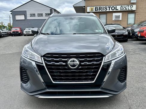 Used 2021 Nissan Kicks SV FWD image 1