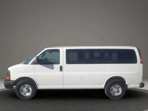Used 2015 Chevrolet Express 2500 LS image 3
