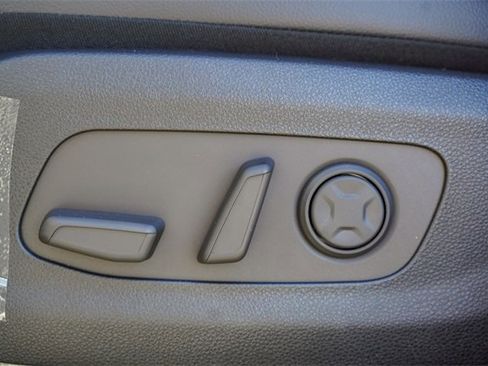 New 2026 Kia Carnival SX Prestige image 24