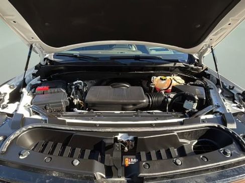 Used 2024 Chevrolet Tahoe High Country image 33