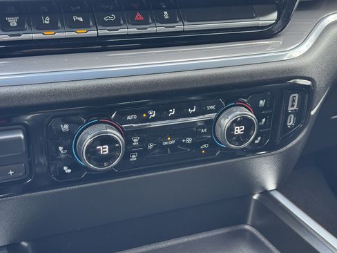 Used 2024 Chevrolet Silverado 3500 High Country w/ Technology Package image 30