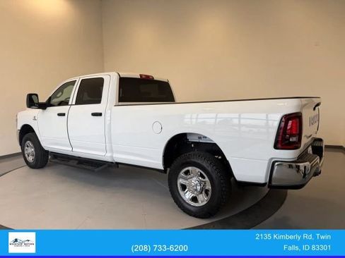 Used 2025 RAM 3500 Tradesman w/ Chrome Appearance Group AWD/4WD image 3