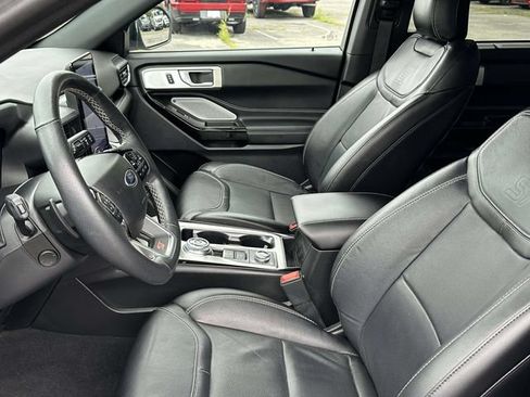 Used 2023 Ford Explorer ST w/ Equipment Group 401A AWD/4WD image 16