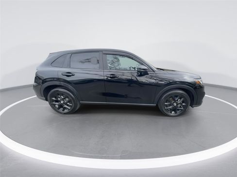 Used 2024 Honda HR-V Sport image 9