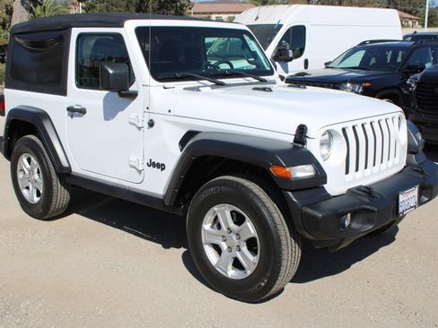 Used 2023 Jeep Wrangler Sport AWD/4WD image 3