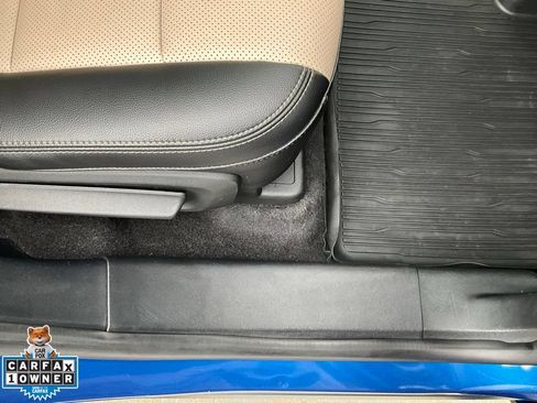 Used 2022 Ford Escape Titanium w/ Titanium Premium Package FWD image 53