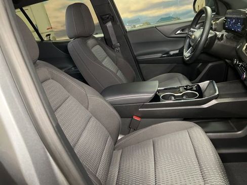 Used 2026 Chevrolet Equinox LT image 59