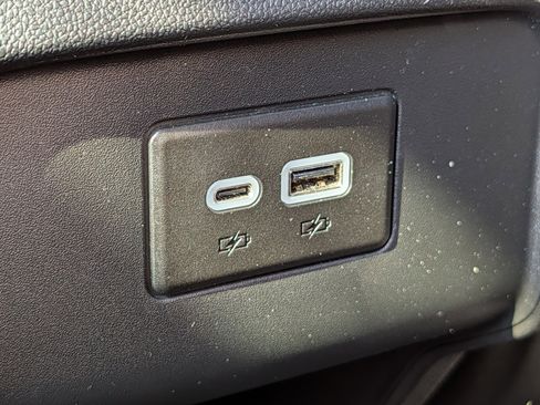 Certified 2025 Chevrolet Blazer LT AWD/4WD image 13