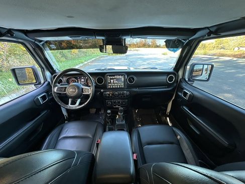 Used 2019 Jeep Wrangler Unlimited Moab w/ Quick Order Package 24M Moab image 20