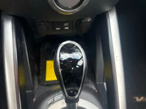 Used 2016 Hyundai Veloster w/ Option Group 02 image 11