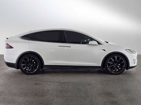 Used 2019 Tesla Model X 75D AWD/4WD image 6