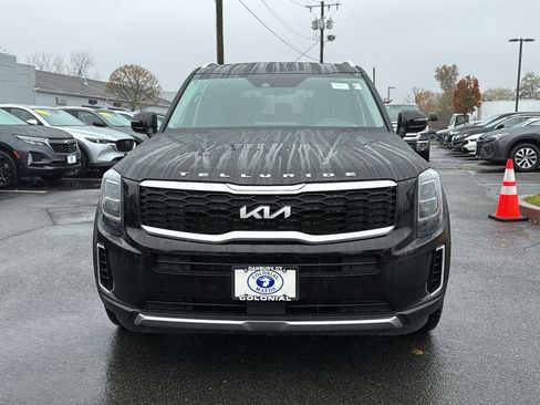 Used 2022 Kia Telluride EX w/ EX Premium Package image 8