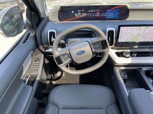 New 2026 Ford Expedition Max Active RWD image 13