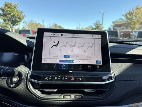 New 2026 Jeep Compass Limited w/ Sun, Sound & Navigation Group image 21