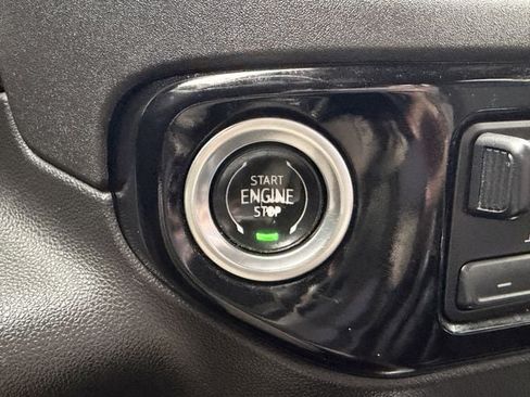 Used 2022 GMC Sierra 1500 SLT AWD/4WD image 20
