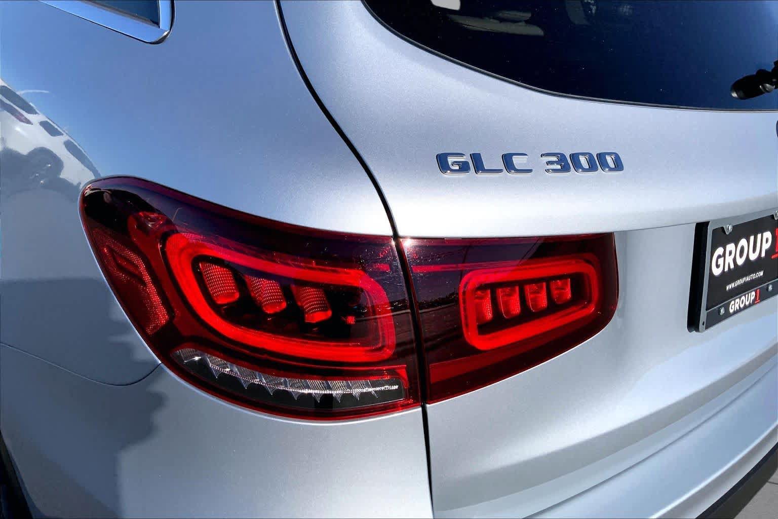 Used 2021 Mercedes-Benz GLC 300 4MATIC image 28