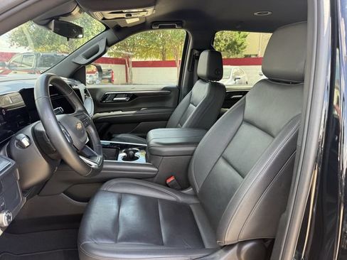 Used 2025 Chevrolet Tahoe LT AWD/4WD image 24