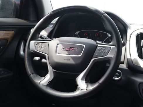Used 2019 GMC Terrain SLE w/ Driver Convenience Package image 8