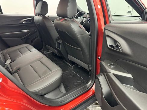 Used 2024 Chevrolet Trax RS w/ Driver Confidence Package image 36