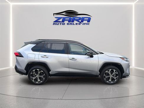 Used 2024 Toyota RAV4 XSE w/ Weather Package AWD/4WD image 8