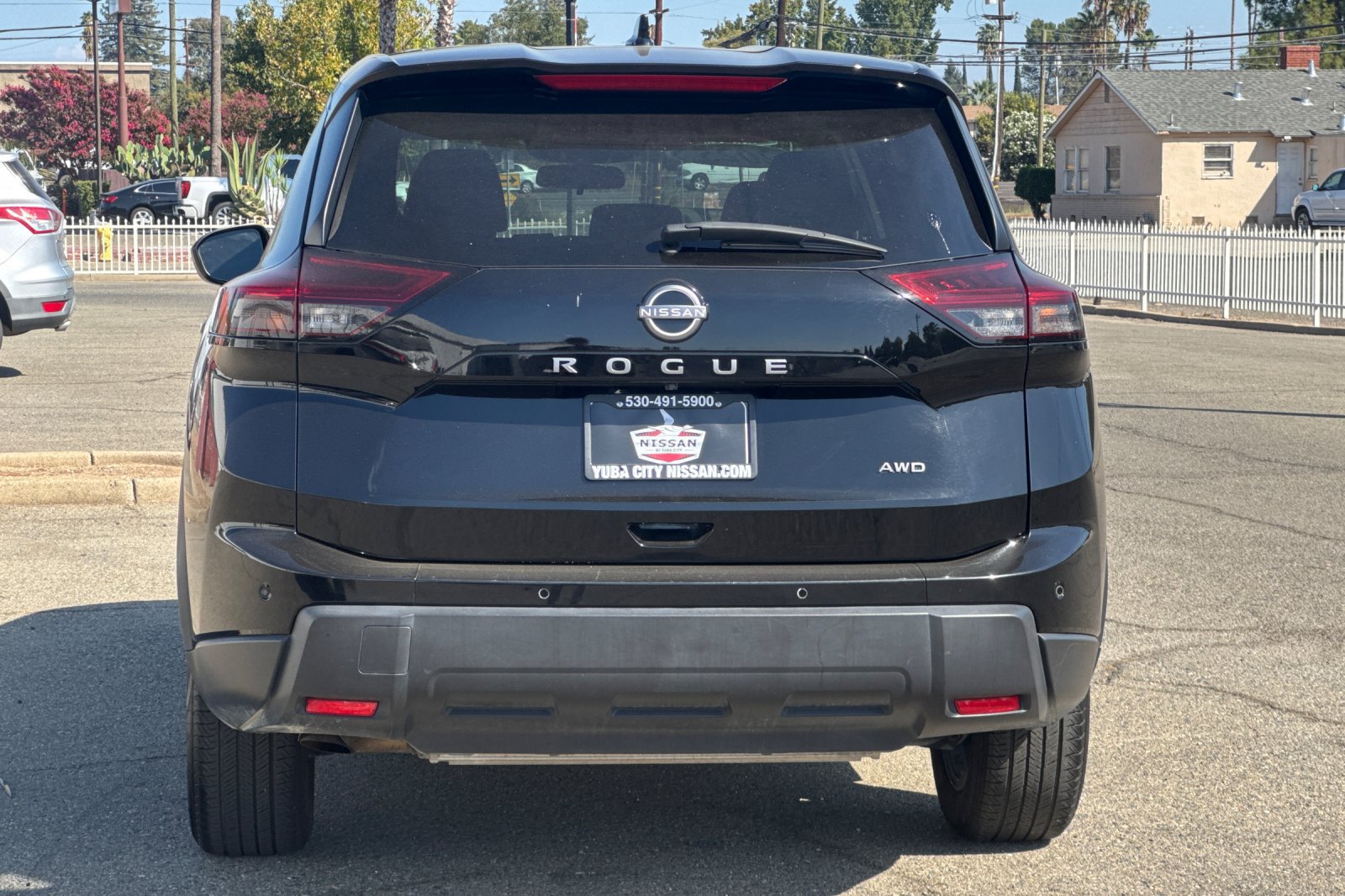 Certified 2025 Nissan Rogue SV AWD/4WD image 7