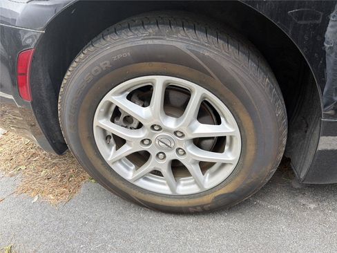 Used 2023 Chrysler Pacifica Touring-L FWD image 8