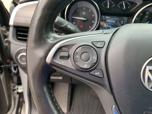 Used 2019 Buick Envision Essence image 28