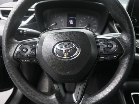 Used 2023 Toyota Corolla LE FWD image 18