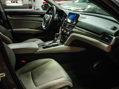 Used 2020 Honda Accord LX image 13