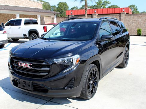 Used 2019 GMC Terrain SLE w/ Black Edition image 30