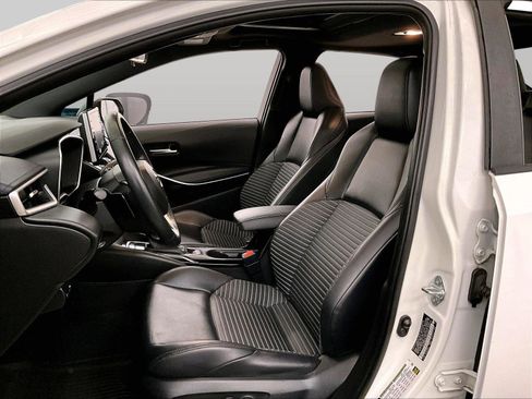 Used 2020 Toyota Corolla XSE FWD image 24
