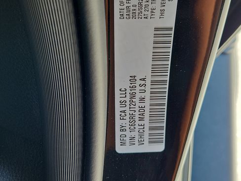 Used 2023 RAM 1500 Laramie AWD/4WD image 19