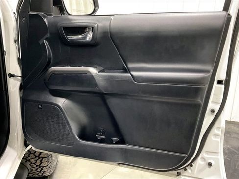 Used 2019 Toyota Tacoma TRD Pro image 24