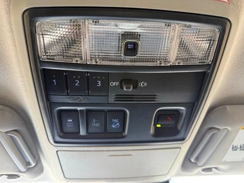 Used 2023 Toyota 4Runner SR5 Premium w/ SR5 Premium Package AWD/4WD image 36