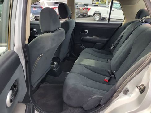 Used 2011 Nissan Versa 1.8 S w/ Plus Pkg image 13