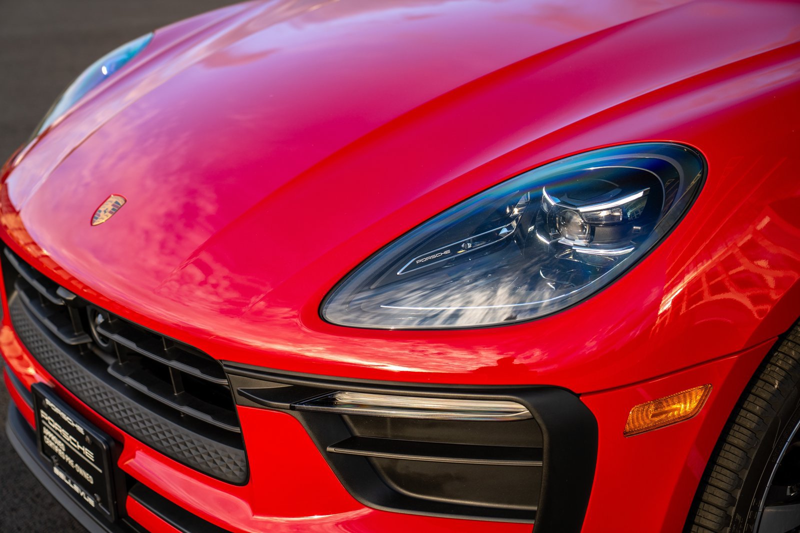Certified 2026 Porsche Macan AWD/4WD image 30