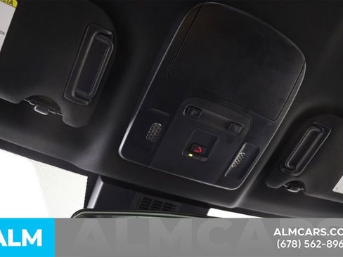 Used 2025 Toyota Camry SE image 55