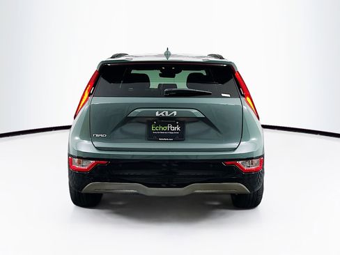 Used 2023 Kia Niro Wind w/ Wind Preserve Package FWD image 7