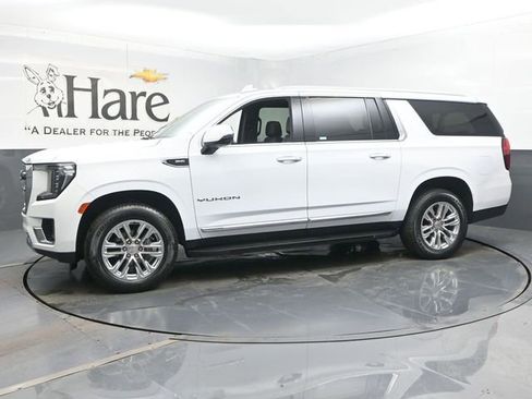 Used 2022 GMC Yukon XL SLT w/ SLT Premium Package AWD/4WD image 35