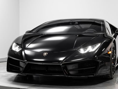 Used 2017 Lamborghini Huracan LP 580-2 image 58