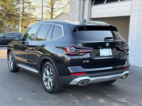 Used 2024 BMW X3 sDrive30i w/ Premium Package image 3