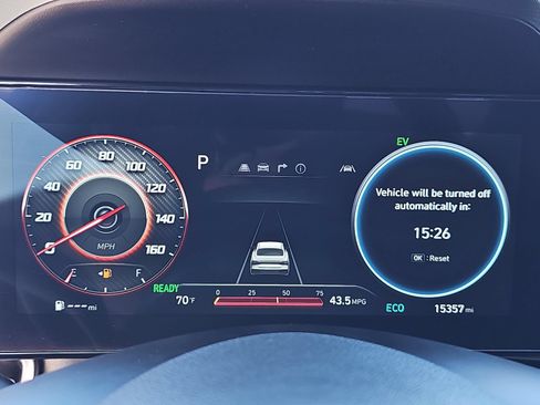 Used 2024 Hyundai Elantra Blue FWD image 19