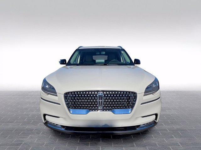 Used 2020 Lincoln Aviator Reserve w/ Elements Package Plus AWD/4WD image 2