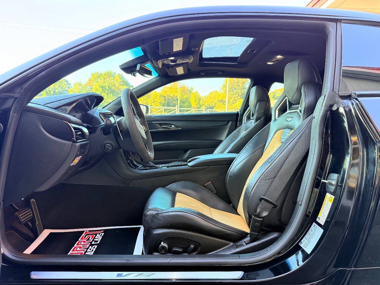 Used 2017 Cadillac ATS V w/ Luxury Package RWD image 18