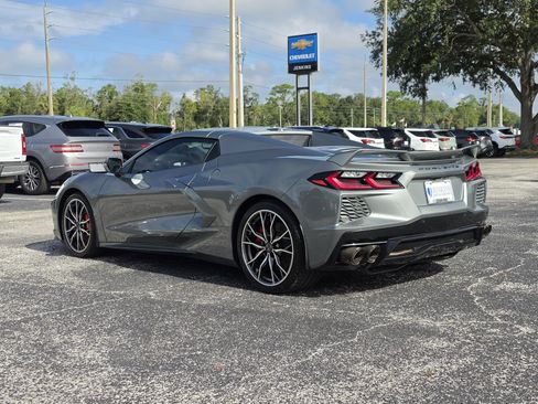 Used 2023 Chevrolet Corvette Stingray Premium Conv w/ Z51 Performance Package RWD image 7