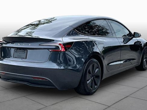 Used 2025 Tesla Model 3 Long Range RWD image 11