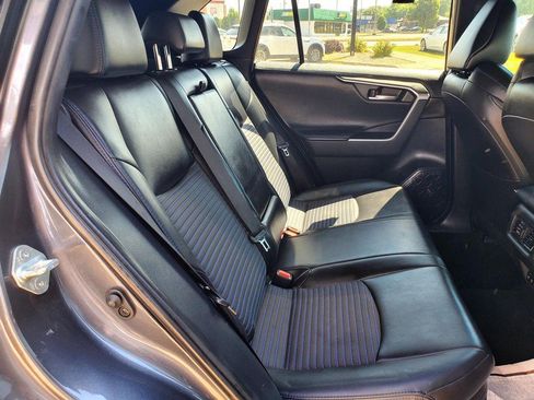 Used 2019 Toyota RAV4 XSE AWD/4WD image 15
