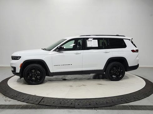 Used 2024 Jeep Grand Cherokee L Laredo AWD/4WD image 4