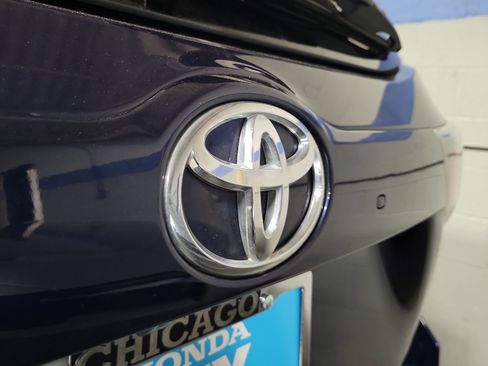 Used 2014 Toyota Highlander XLE image 7