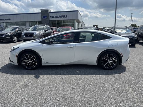 Used 2025 Toyota Prius Limited w/ Limited Premium Package AWD/4WD image 19
